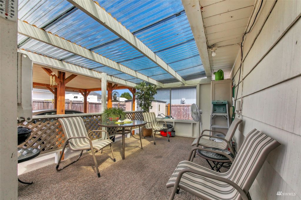 Photo of 5620 100th Place NE, Marysville, WA 98270 (MLS # 1977590)