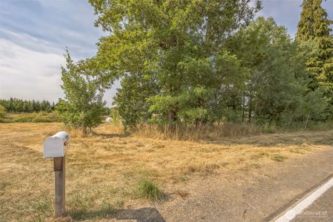 213 Nelson Road Winlock WA 98596