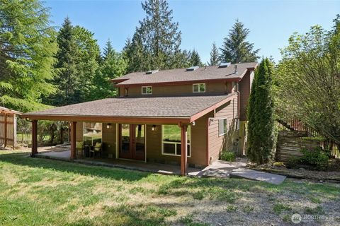 Photo of 215 NE 386th Street, Woodland, WA 98674 (MLS # 2521697)