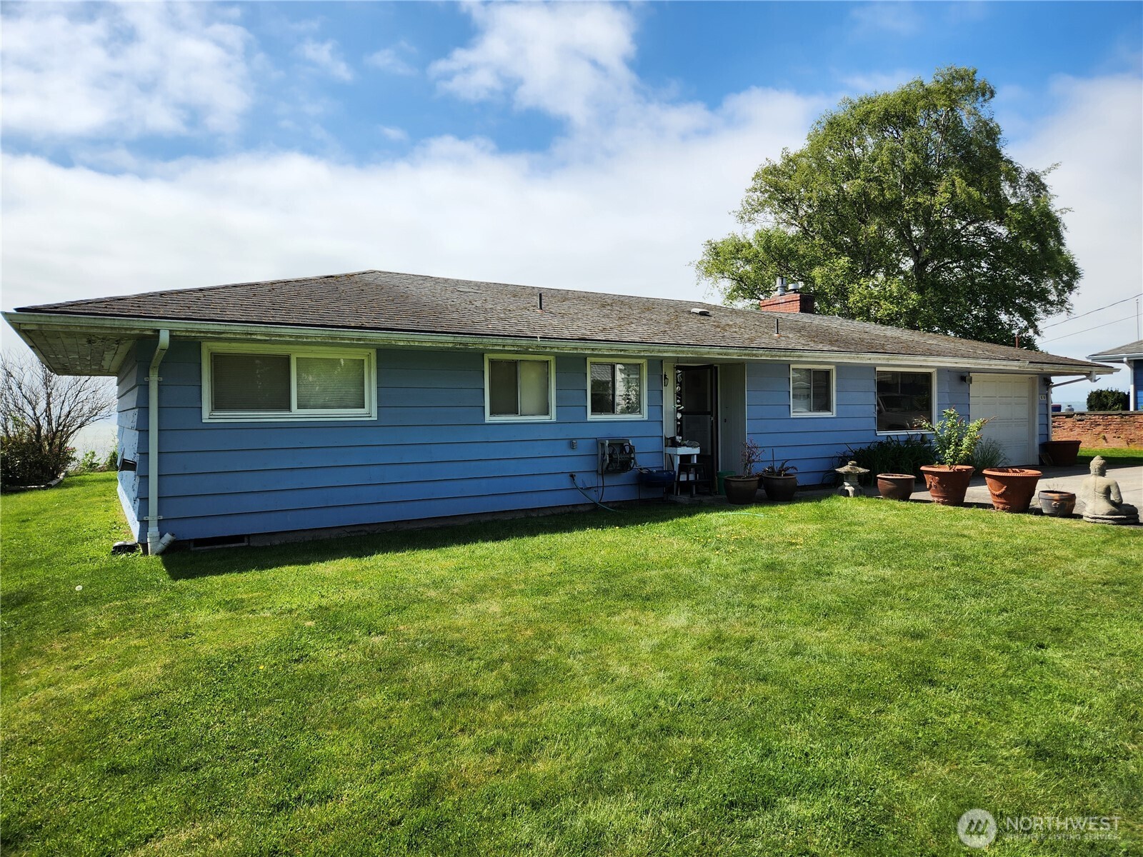 639 Marine Drive