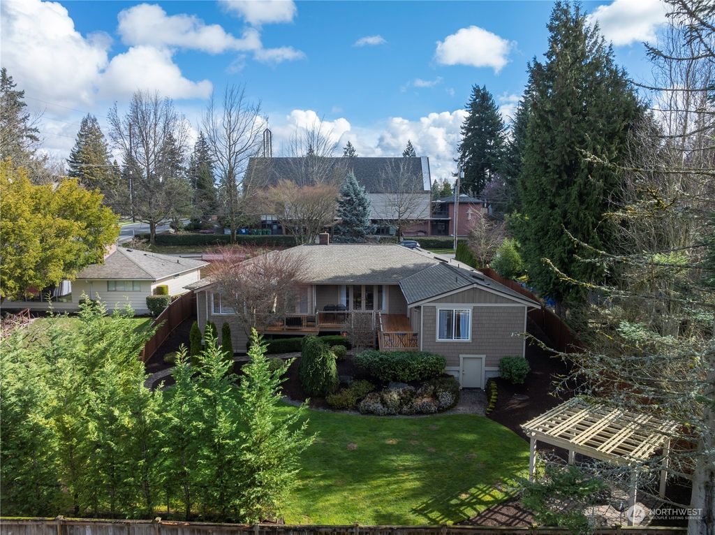 Photo of 4011 85th Avenue SE, Mercer Island, WA 98040 (MLS # 2207520)