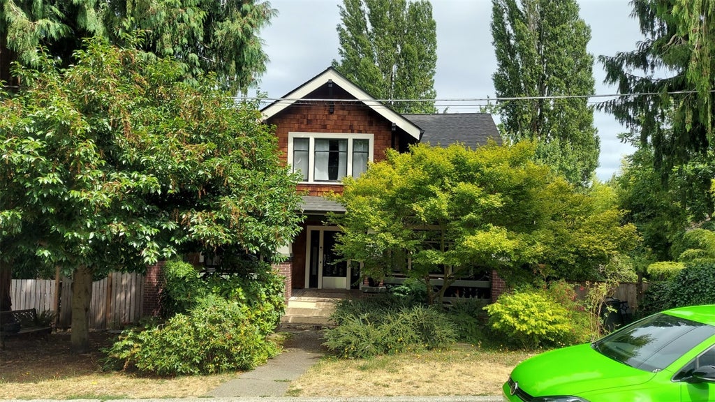 Photo of 9042 6th Avenue NW, Seattle, WA 98117 (MLS # 2598552)