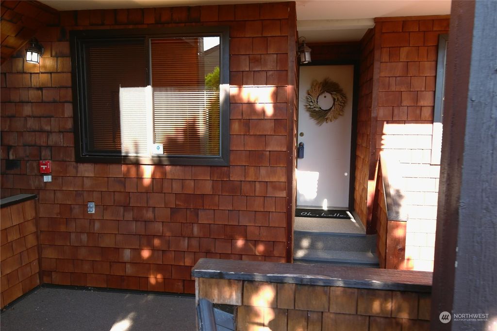 Photo of 740 N 32nd Street #1, Renton, WA 98056 (MLS # 2257335)