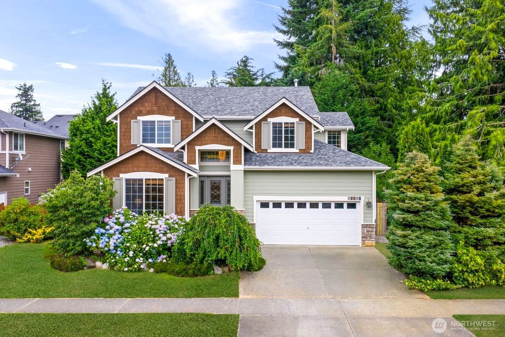 Photo of 20027 10th Avenue W, Lynnwood, WA 98036 (MLS # 2413422)