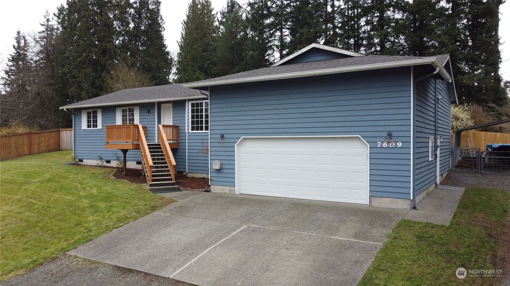 Photo of 7609 89th Avenue SE, Snohomish, WA 98290 (MLS # 2201124)