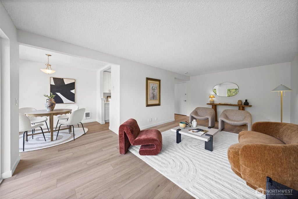 Photo of 12701 NE 9th Place #D306, Bellevue, WA 98005 (MLS # 2581812)
