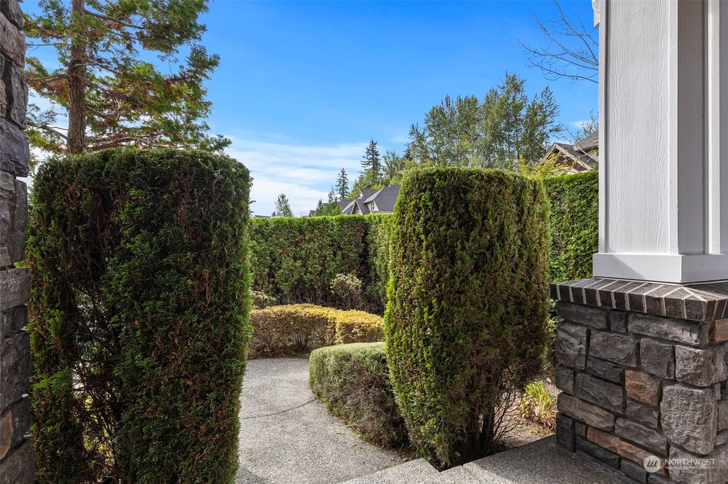 Photo of 23518 NE 13th Place, Sammamish, WA 98074 (MLS # 2170383)