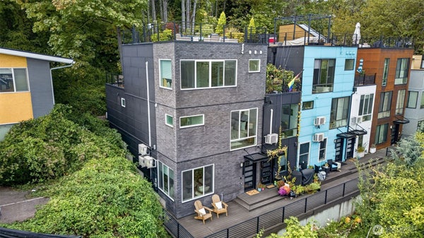 1615 S STATE ST, SEATTLE, WA 98144 - Image 2a49d6004c20089b0e1190d0b2e4df3a/657108779