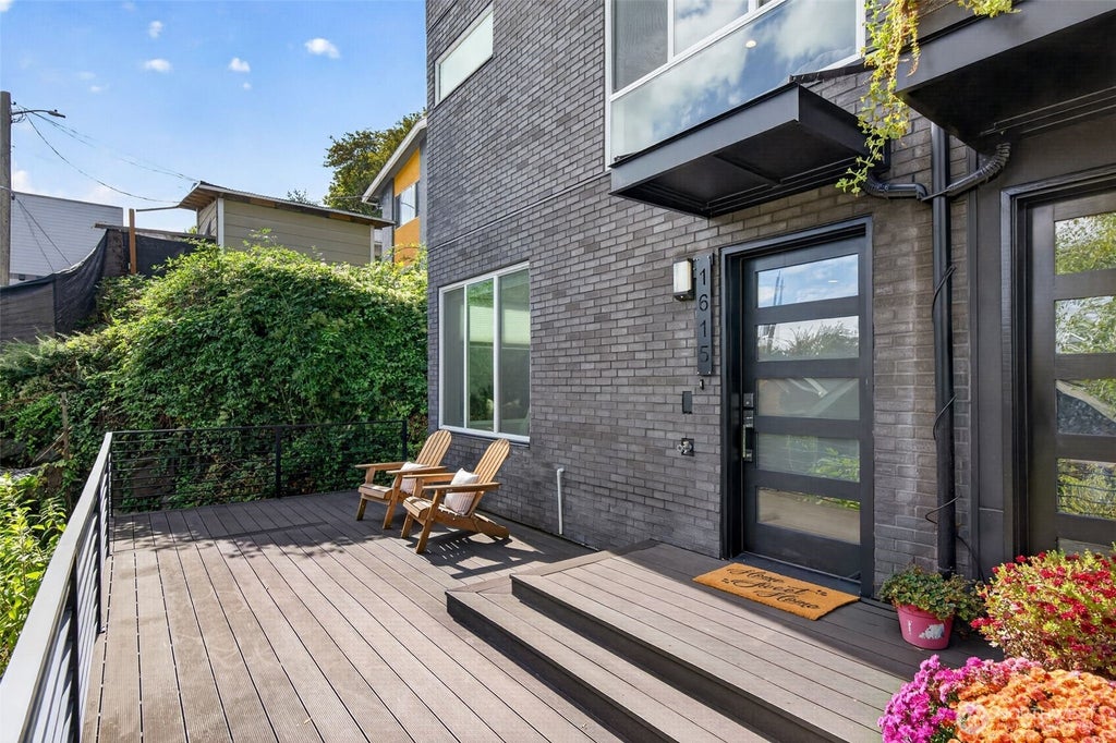 Photo of 1615 S State Street, Seattle, WA 98144 (MLS # 2590806)
