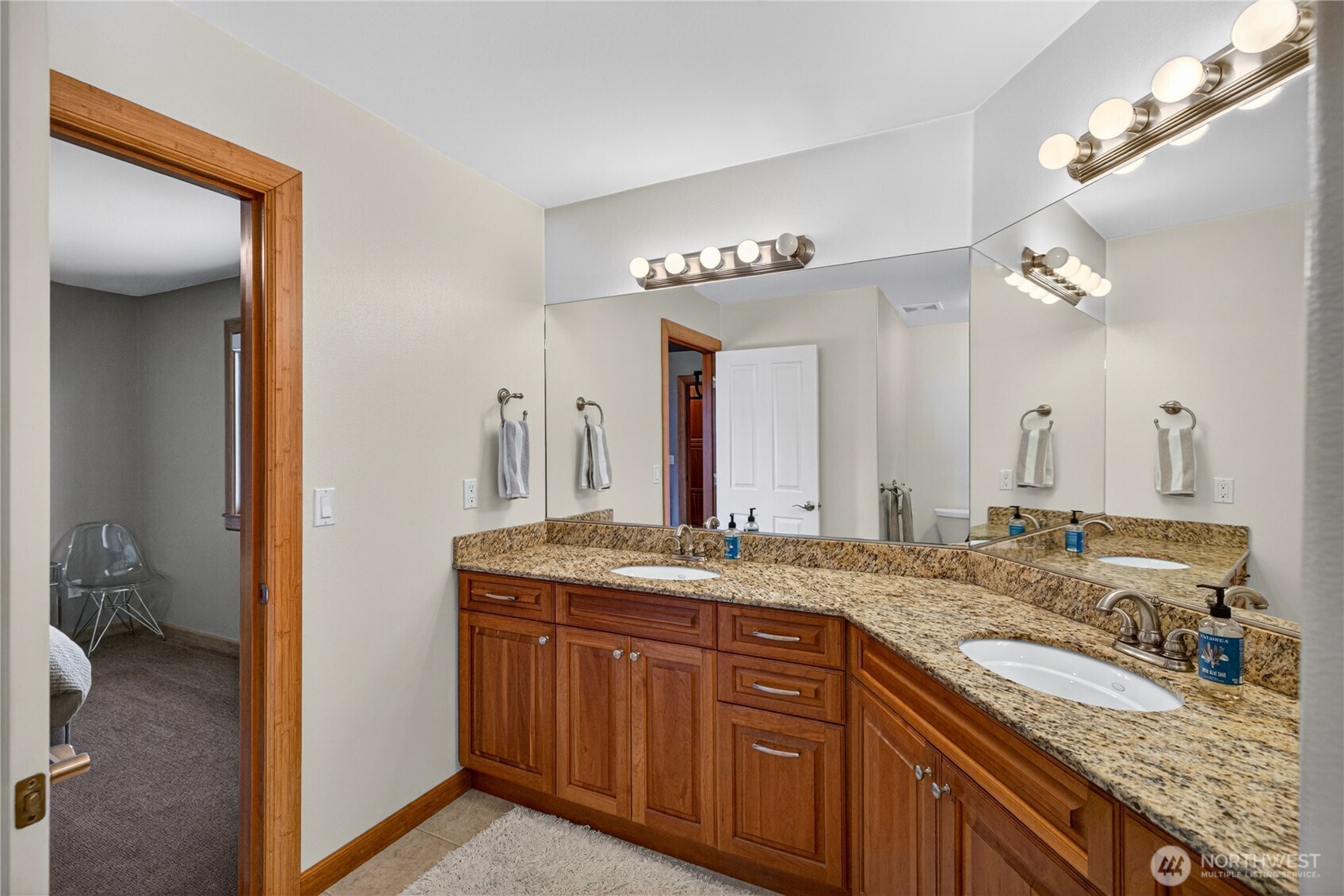 Anacortes, Washington, 98221, United States, 3 Bedrooms Bedrooms, ,3 BathroomsBathrooms,Residential,Active,2037569