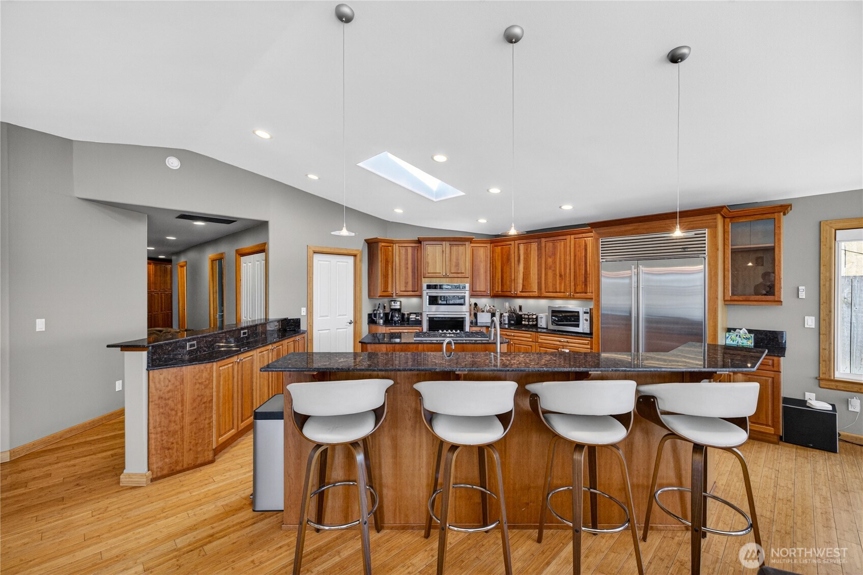 Anacortes, Washington, 98221, United States, 3 Bedrooms Bedrooms, ,3 BathroomsBathrooms,Residential,Active,2037569