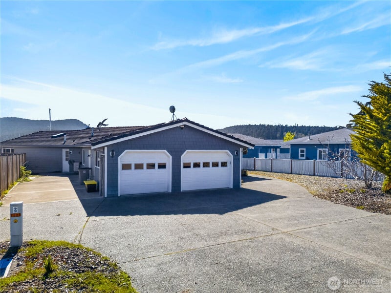 5309 Doon Way