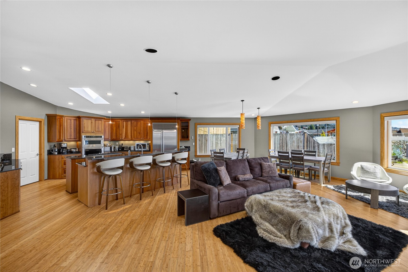 Anacortes, Washington, 98221, United States, 3 Bedrooms Bedrooms, ,3 BathroomsBathrooms,Residential,Active,2037569