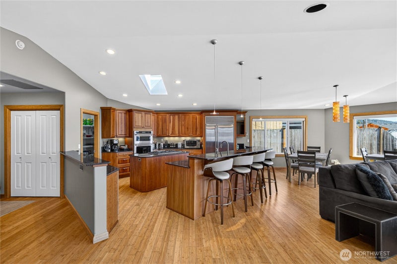 5309 Doon Way