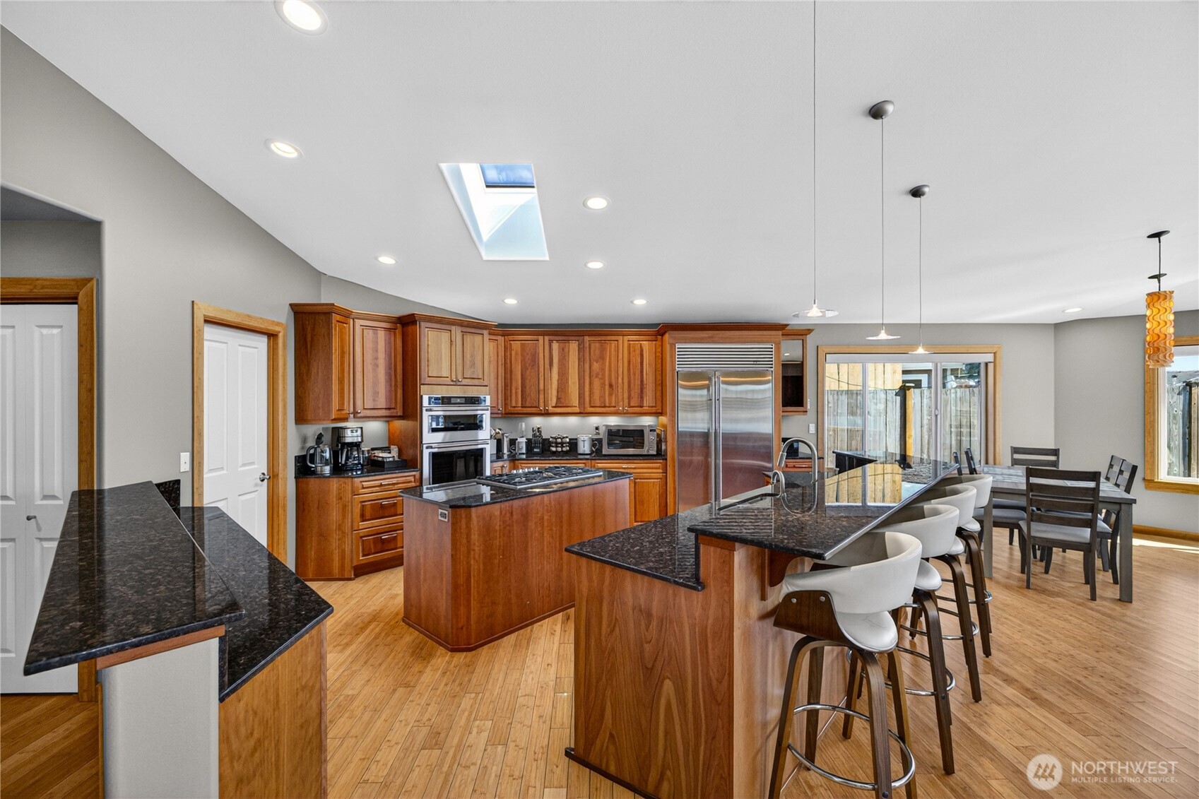 Anacortes, Washington, 98221, United States, 3 Bedrooms Bedrooms, ,3 BathroomsBathrooms,Residential,Active,2037569