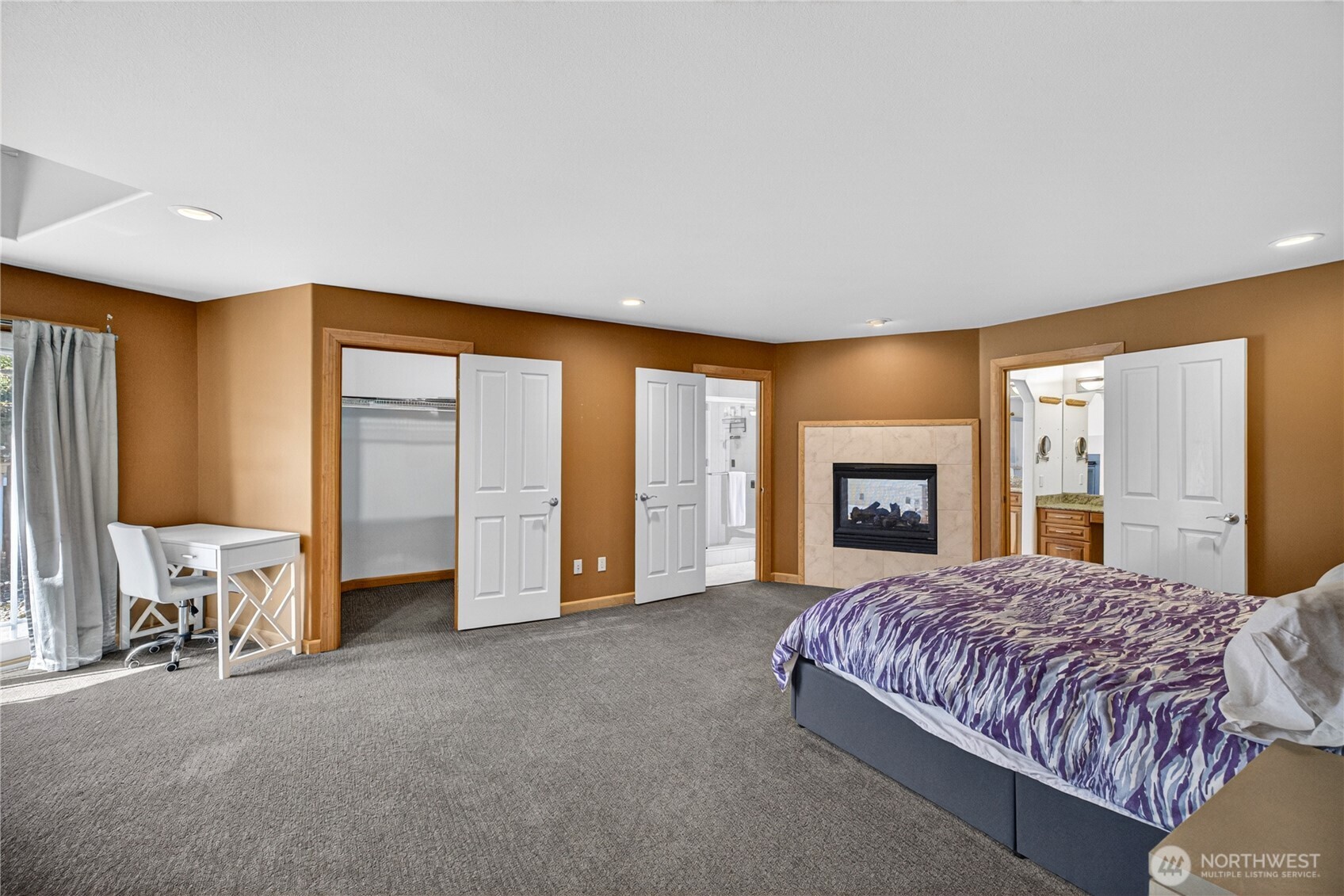 Anacortes, Washington, 98221, United States, 3 Bedrooms Bedrooms, ,3 BathroomsBathrooms,Residential,Active,2037569
