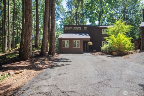 Photo of 4113 Park Drive, Olympia, WA 98512 (MLS # 2420411)