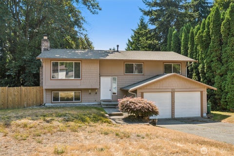 Photo of 11125 129th Street, Kirkland, WA 98034 (MLS # 2571191)