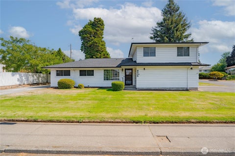 Photo of 8605 NW 9th Avenue, Vancouver, WA 98665 (MLS # 2577128)
