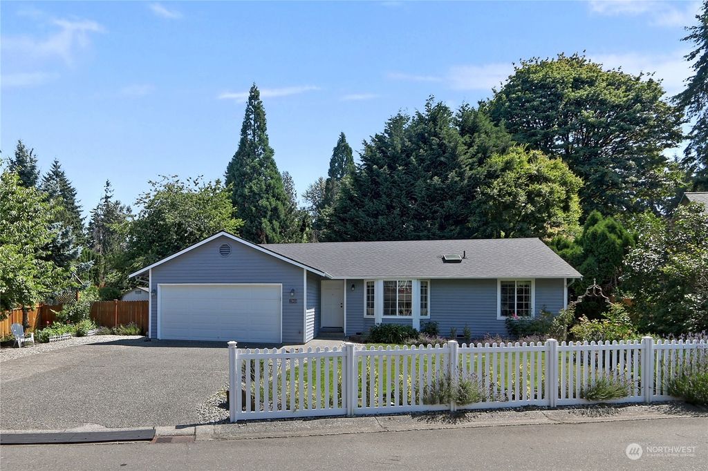 Photo of 17803 28th Avenue SE, Bothell, WA 98012 (MLS # 2141939)