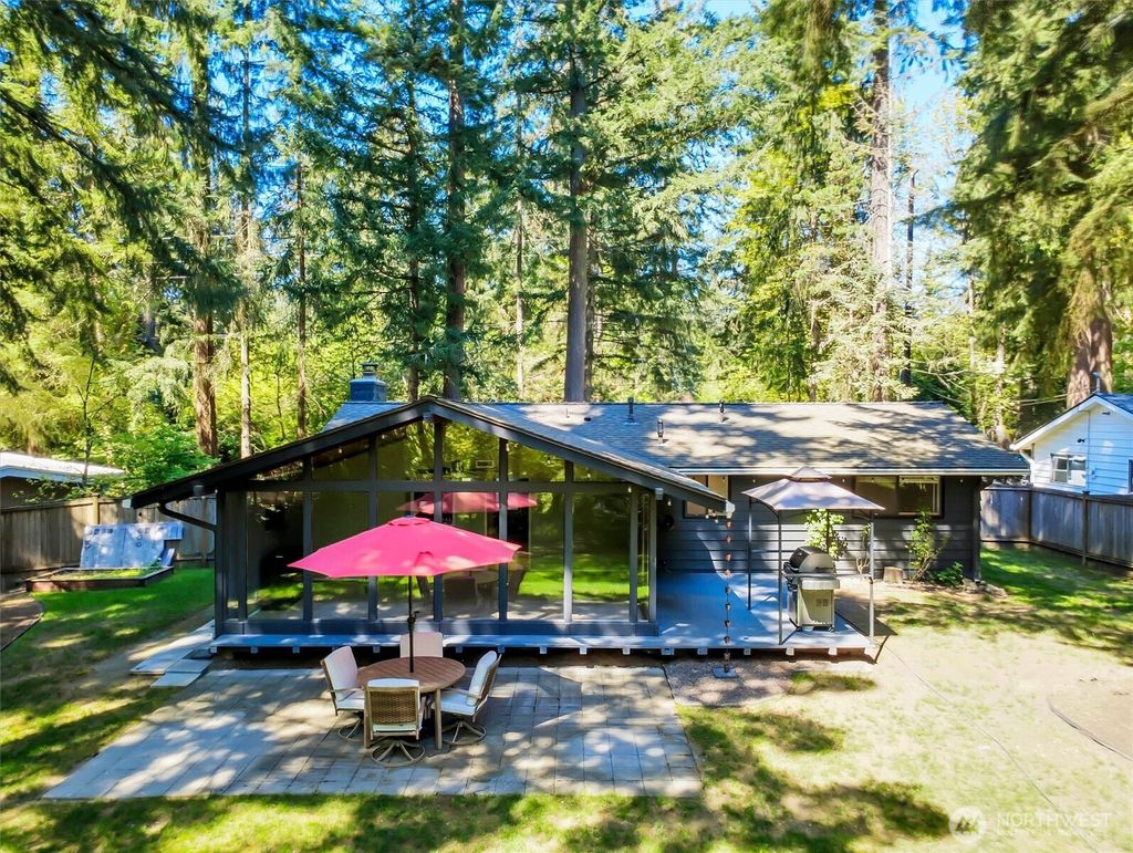 Photo of 15803 NE 195th Street, Woodinville, WA 98072 (MLS # 2510560)