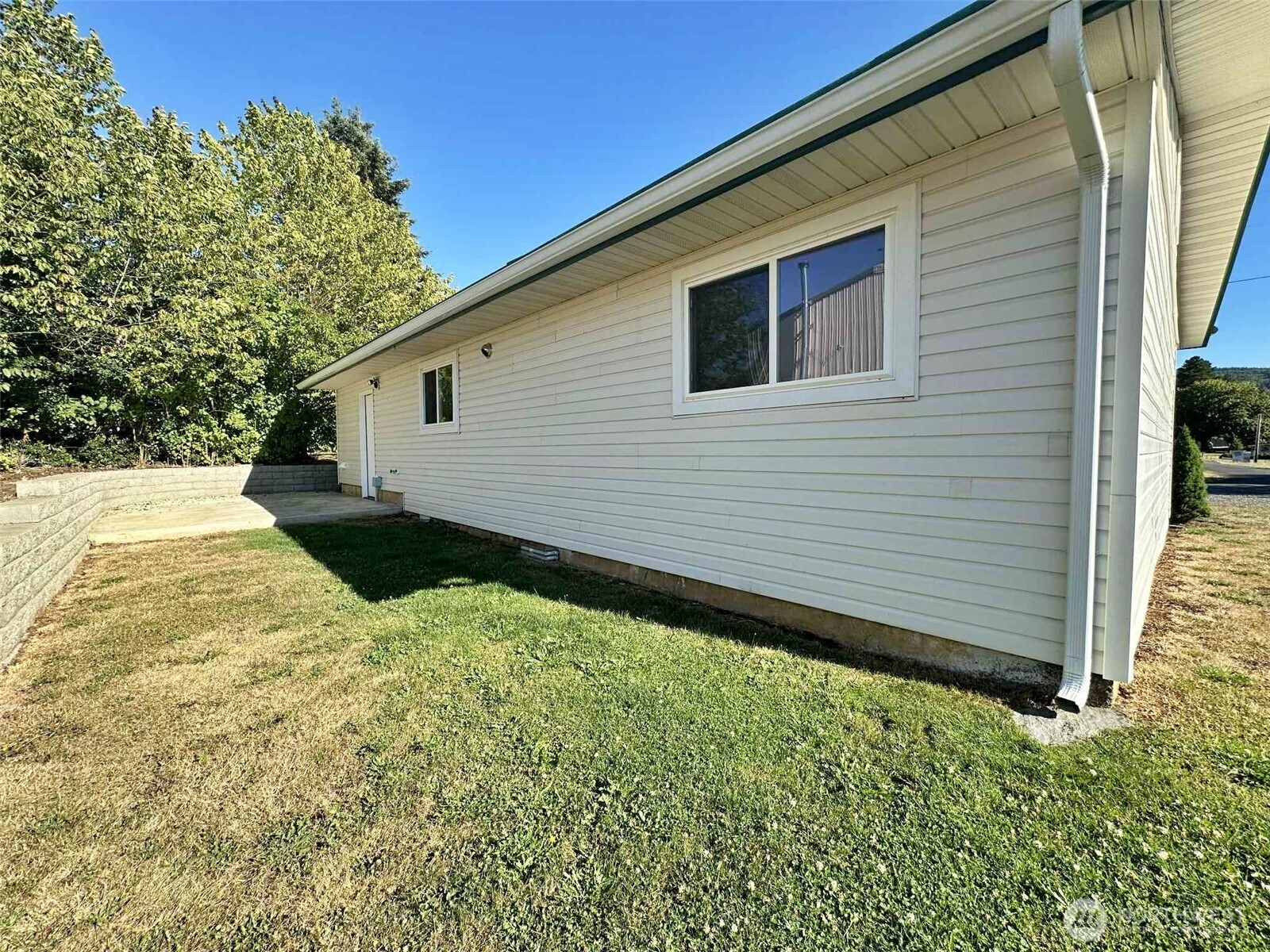 242 Sunset Drive