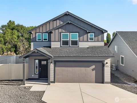 Photo of 2024 N Oak Road, Moses Lake, WA 98837 (MLS # 2519914)