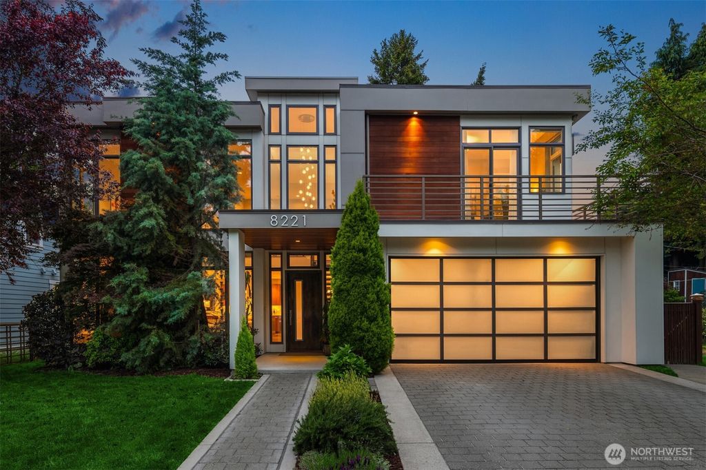 Photo of 8221 21st Avenue NE, Seattle, WA 98115 (MLS # 2523031)