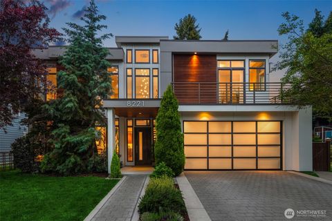 Photo of 8221 21st Avenue NE, Seattle, WA 98115 (MLS # 2523031)