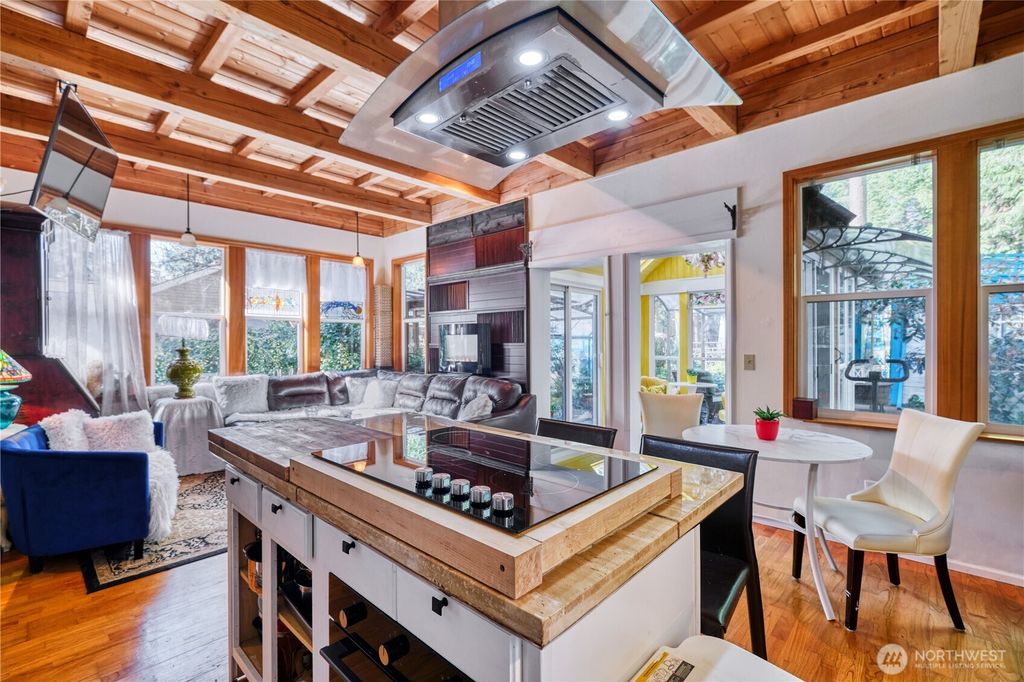 Photo of 731 Claire Lane, Point Roberts, WA 98281 (MLS # 2491384)