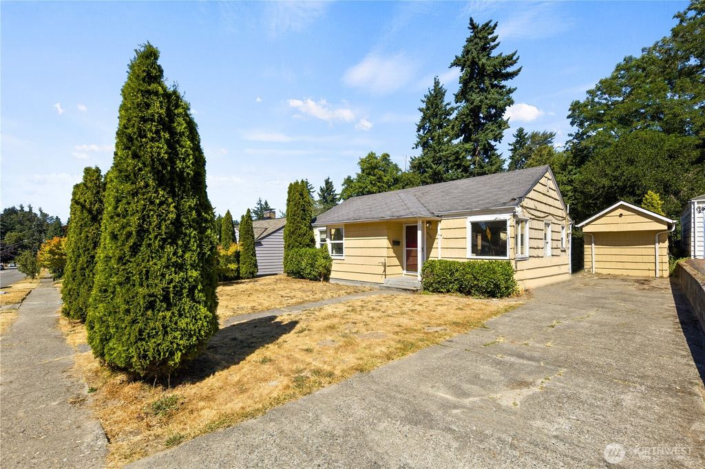 Photo of 13018 7th Avenue S, Seattle, WA 98168 (MLS # 2402307)
