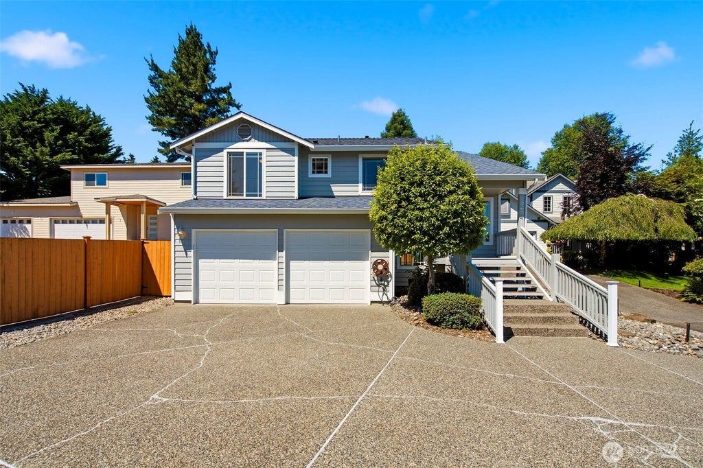 Photo of 7624 E Casino Road, Everett, WA 98203 (MLS # 2540393)