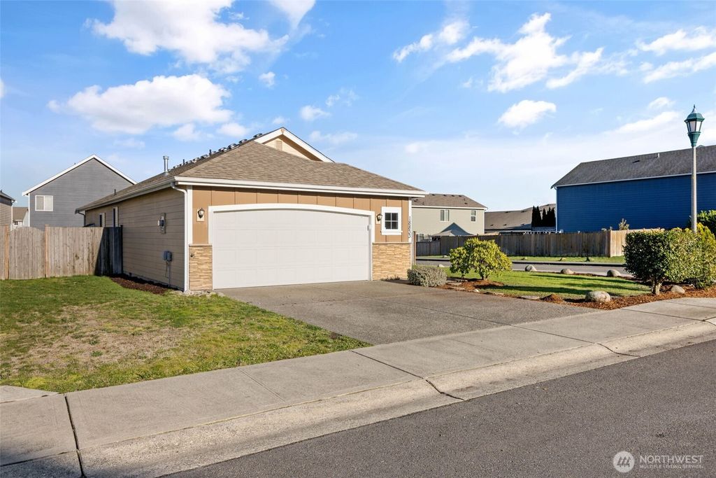 Photo of 18833 110th Avenue Ct E, Puyallup, WA 98374 (MLS # 2478542)