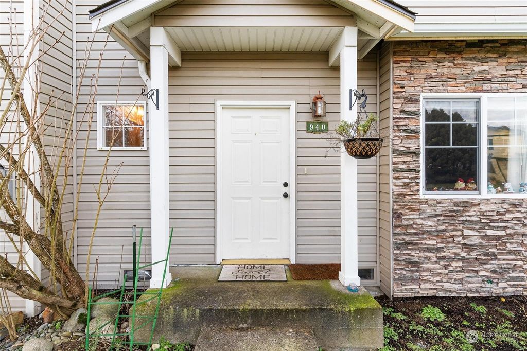 Photo of 940 Loves Hill Drive #5, Sultan, WA 98294 (MLS # 2325464)