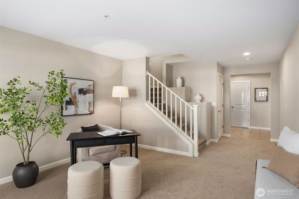 Photo of 4070 S 212th Court #17, SeaTac, WA 98198 (MLS # 2339189)