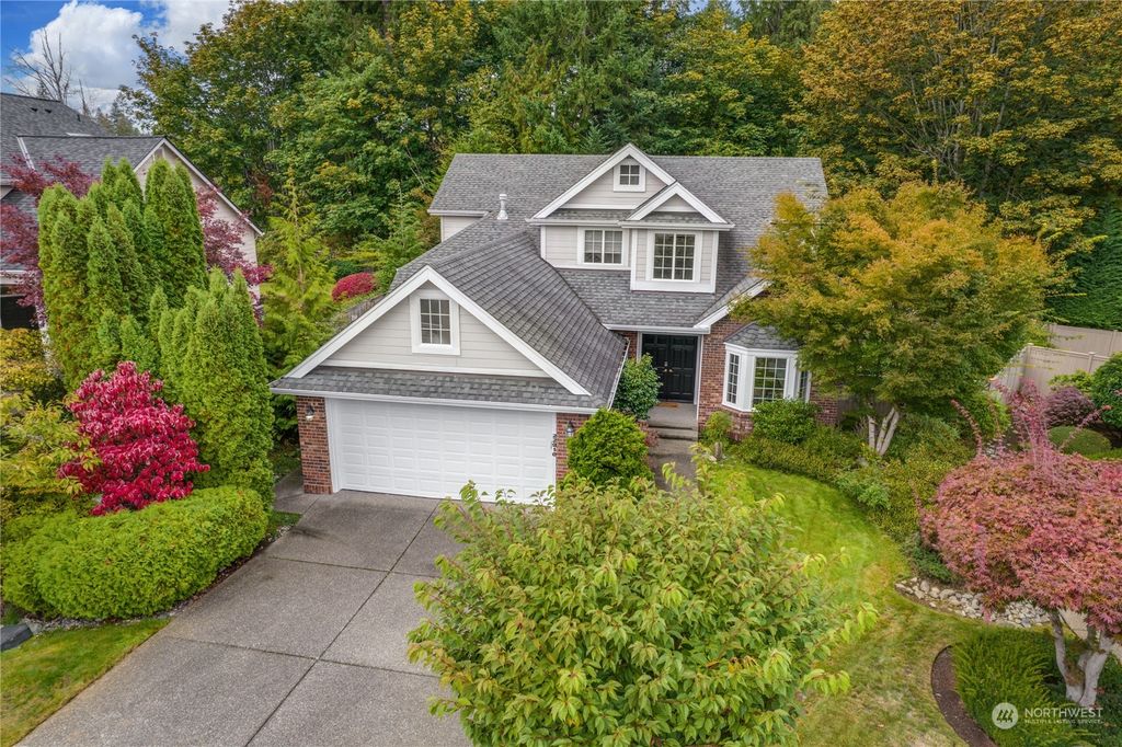 Photo of 22916 SE 27th Court, Sammamish, WA 98075 (MLS # 2159746)