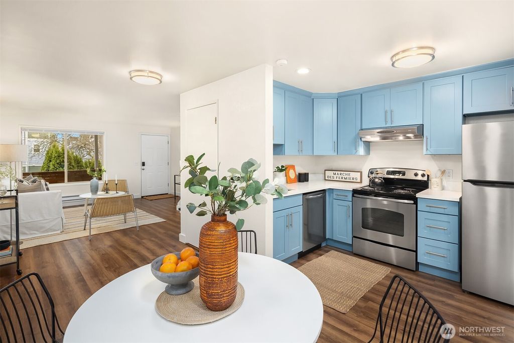 Photo of 932 29th Avenue S #C, Seattle, WA 98144 (MLS # 2483556)