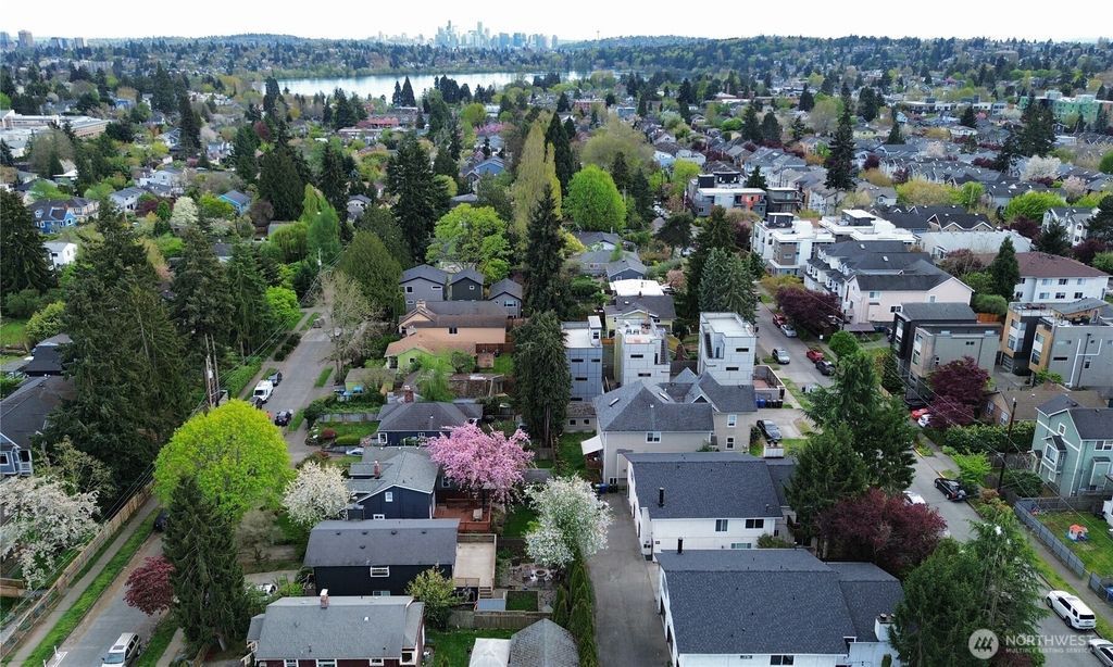 Photo of 8848 Interlake Avenue N, Seattle, WA 98103 (MLS # 2512375)