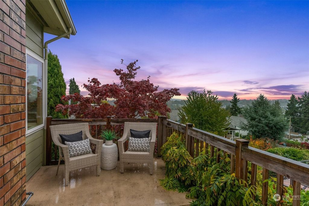 Photo of 4037 37th Avenue SW, Seattle, WA 98126 (MLS # 2174322)