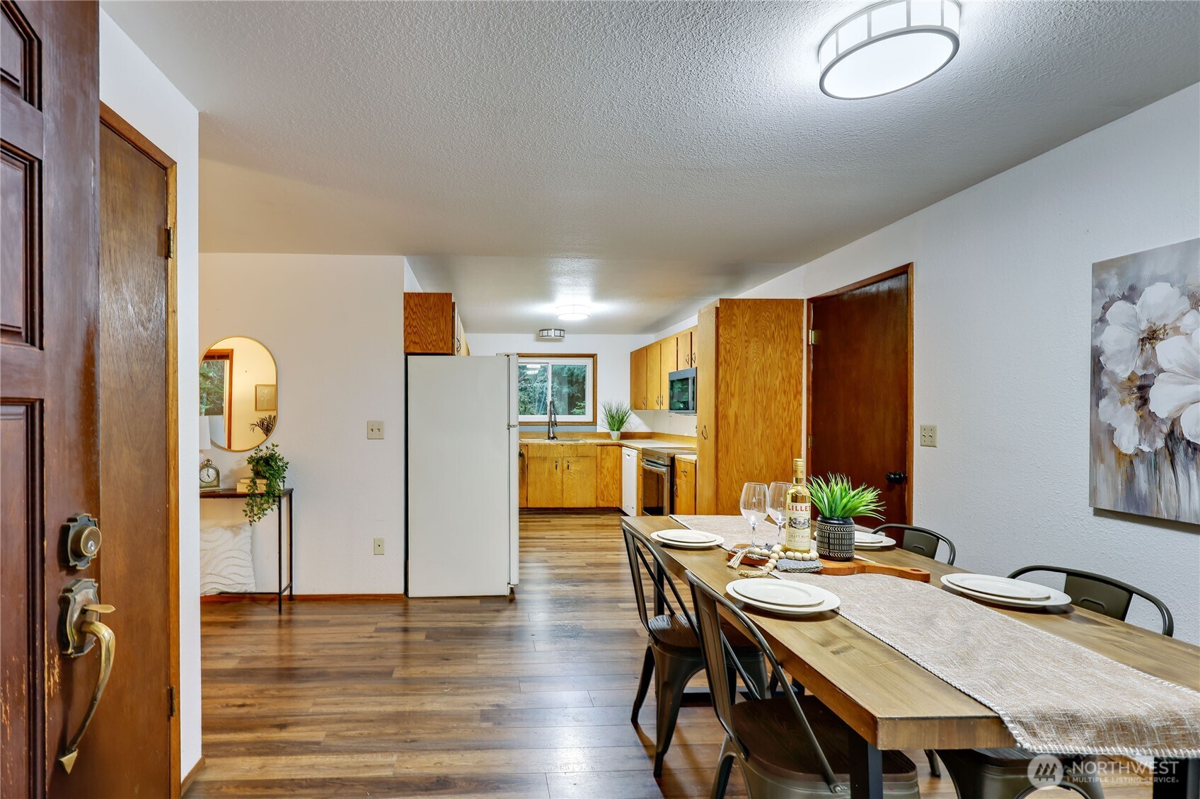 4005 NE Kedros Drive