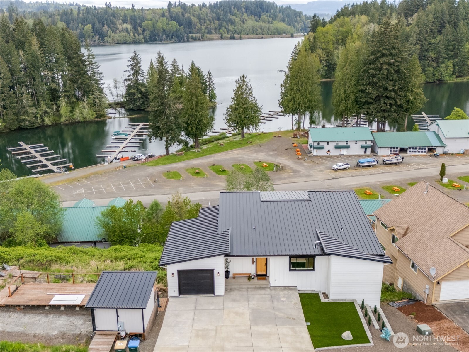 168 Lakeside Drive
