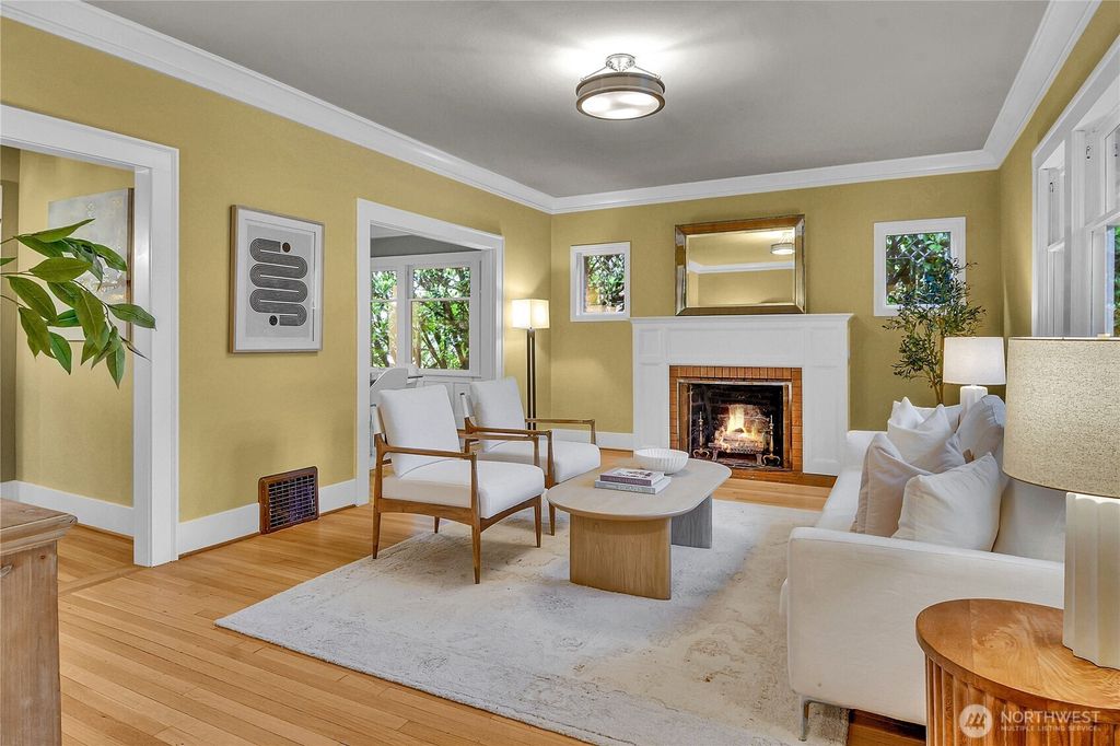 Photo of 110 Smith Street, Seattle, WA 98109 (MLS # 2523584)