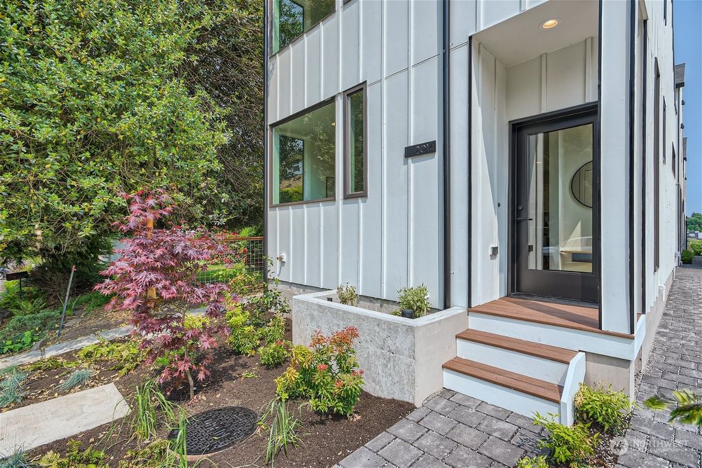 Photo of 2014 19th Avenue S, Seattle, WA 98144 (MLS # 2064246)