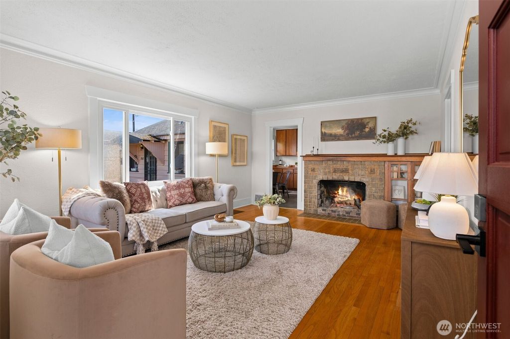 Photo of 3859 34th Avenue SW, Seattle, WA 98126 (MLS # 2376079)