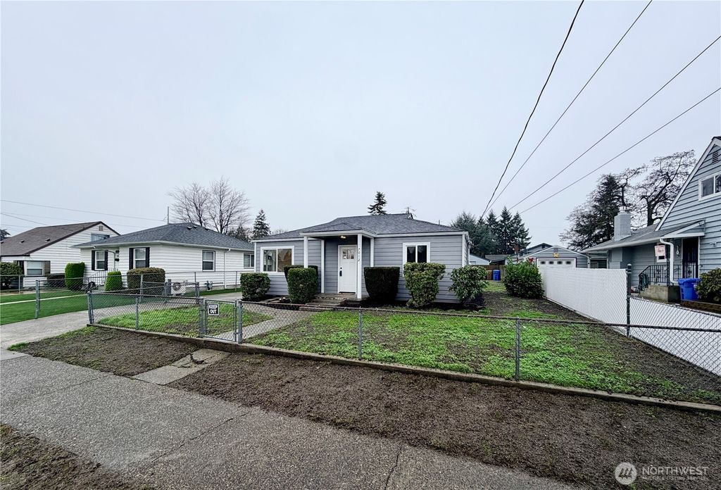 Photo of 7012 S Junett Street, Tacoma, WA 98409 (MLS # 2467318)
