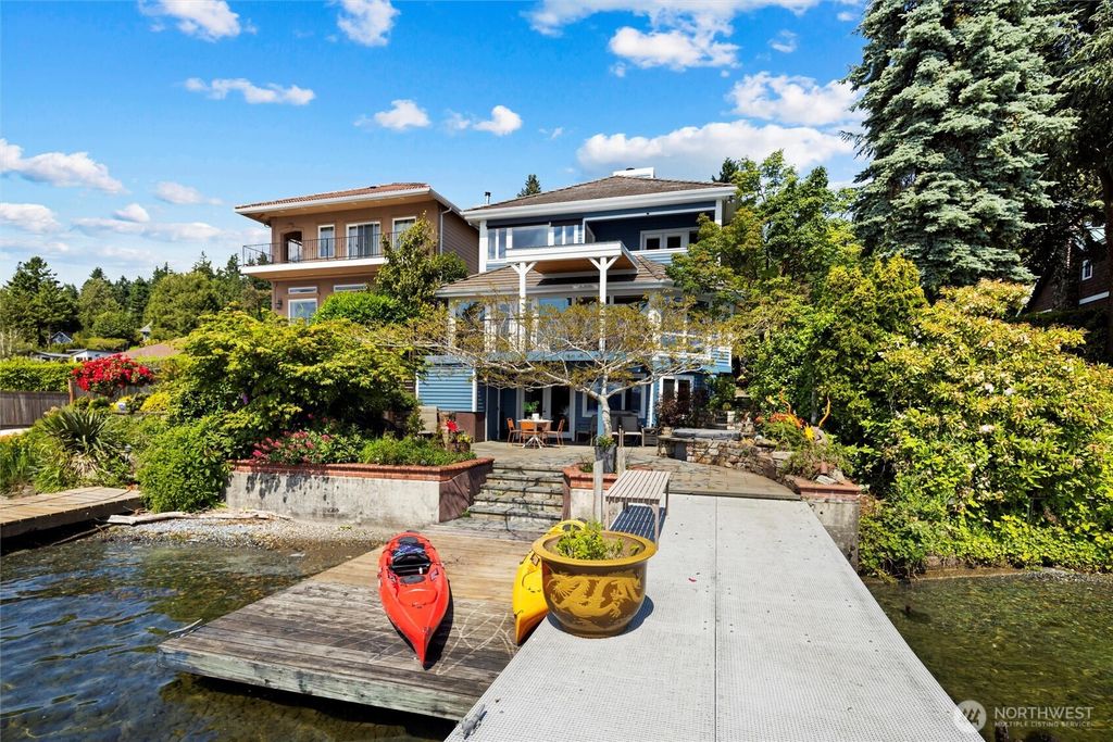 Photo of 11047 Champagne Point Road NE, Kirkland, WA 98034 (MLS # 2386871)