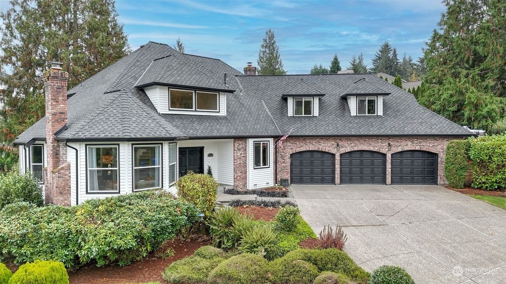 Photo of 17338 187th Place SE, Renton, WA 98058 (MLS # 2305295)