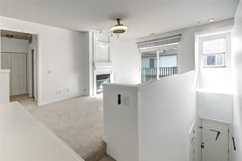 Photo of 4464 248th Lane SE, Issaquah, WA 98029 (MLS # 2599695)