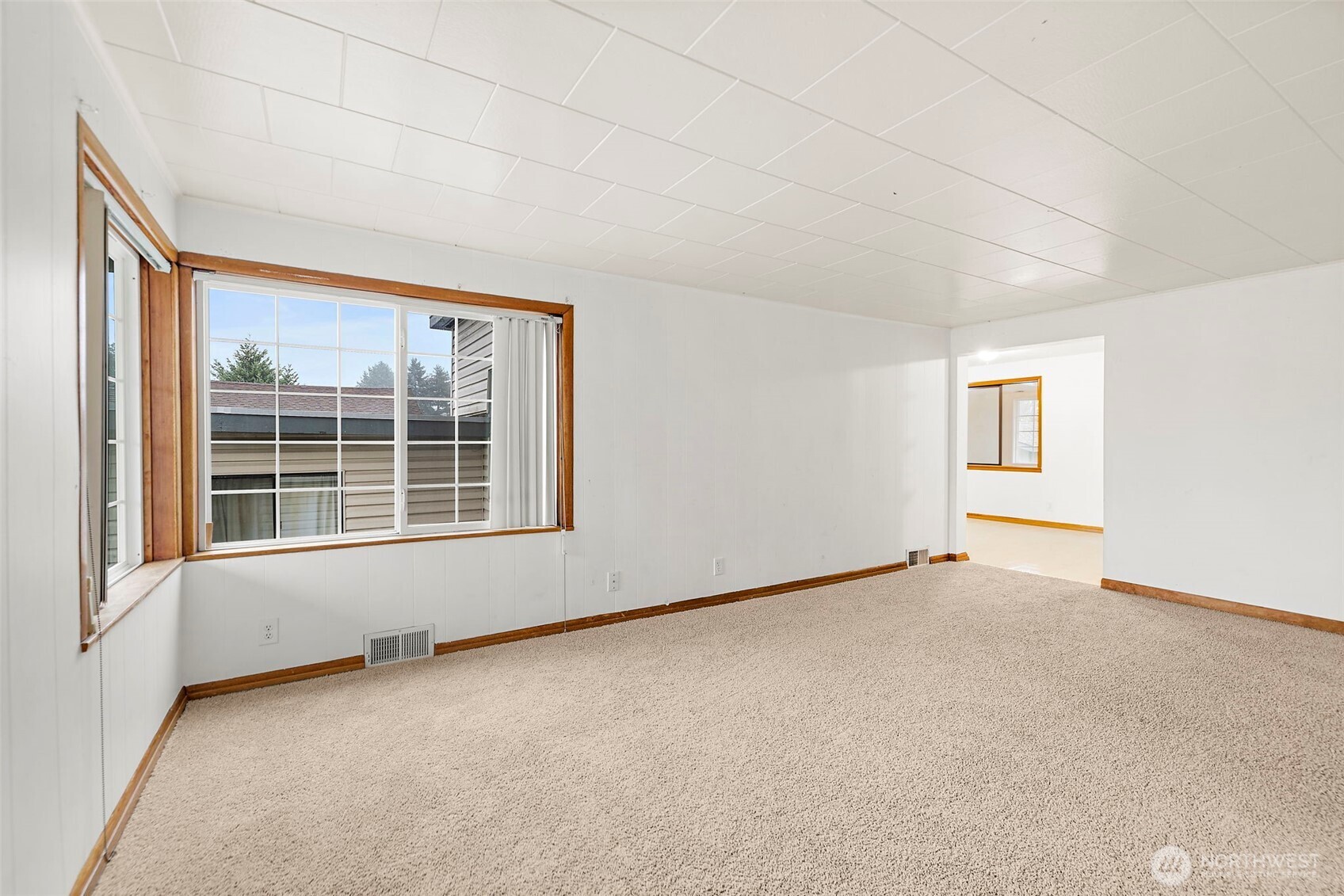 4625 S Holden Street