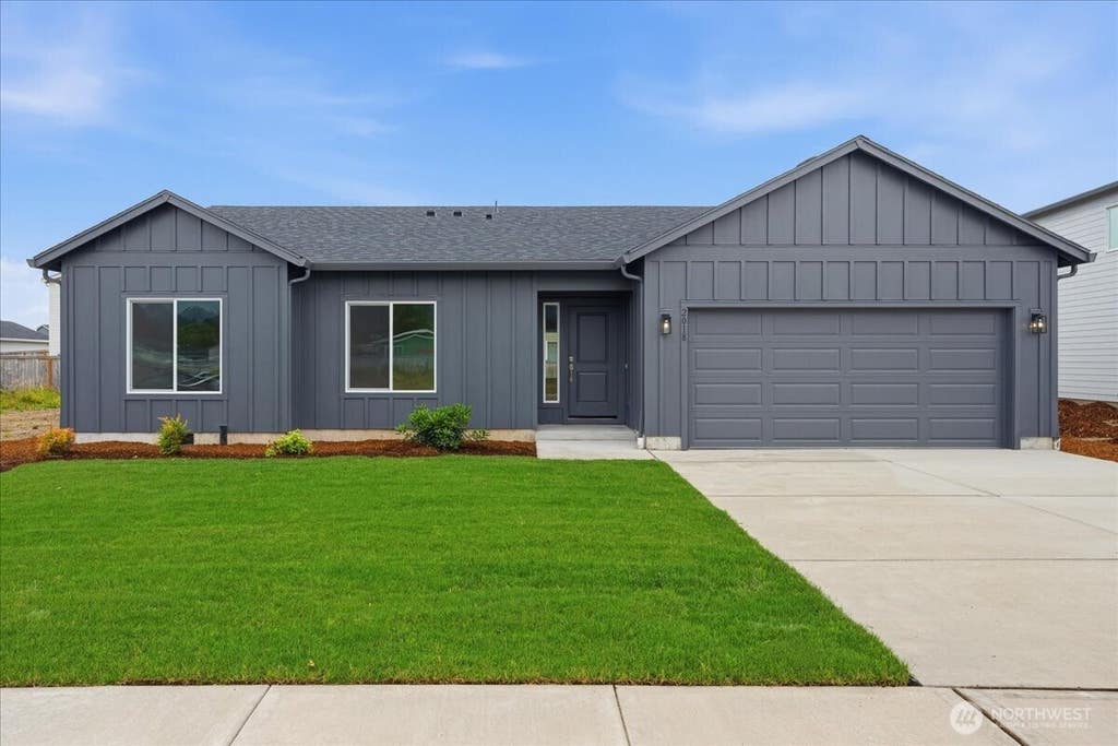 Photo of 2018 Henderson Way, Longview, WA 98632 (MLS # 2569745)